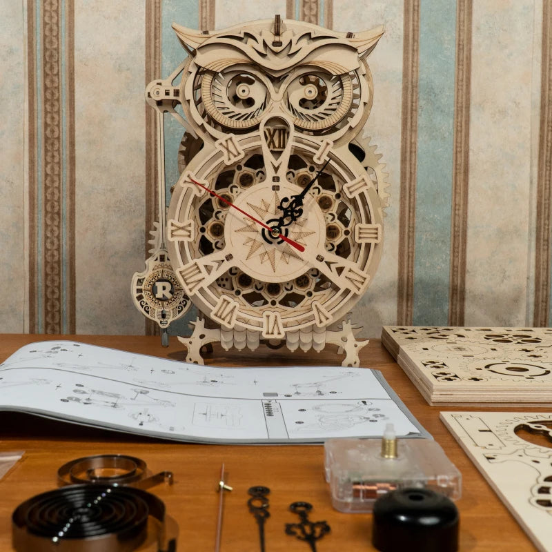 Owl Clock - Zephyr